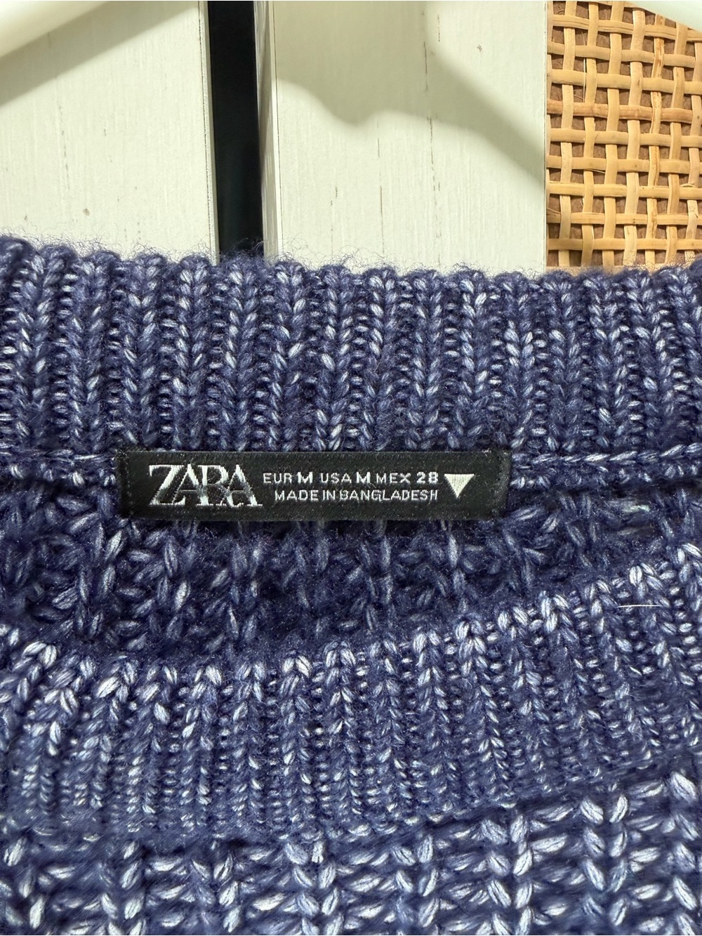 ZARA Women's Navy Crewneck Ribbed Knit Sweater